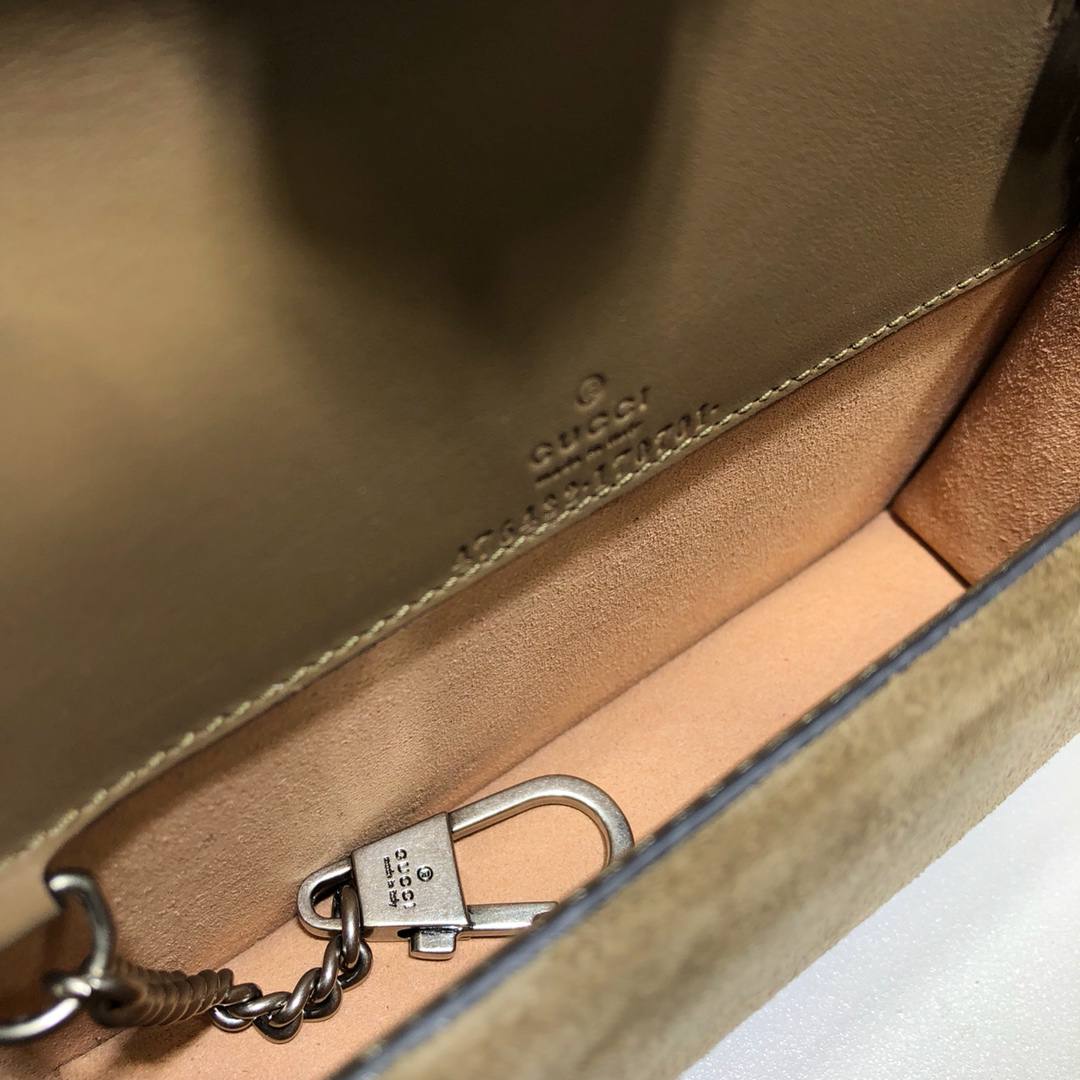 Gucci Dionysus Super Mini Gg Supreme Canvas Crossbody Bag Taupe Gsm