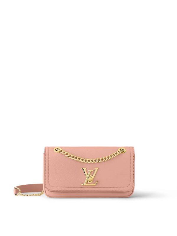 M22585 Louis Vuitton LockMe Chain Bag East West