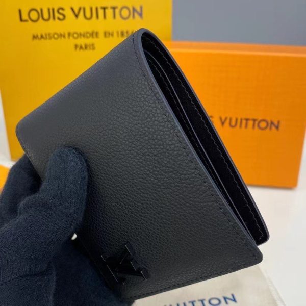 M69829 Louis Vuitton Multiple Wallet - Image 4