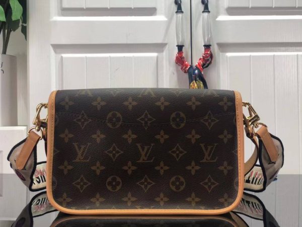 M45985 Louis Vuitton Diane - Image 4