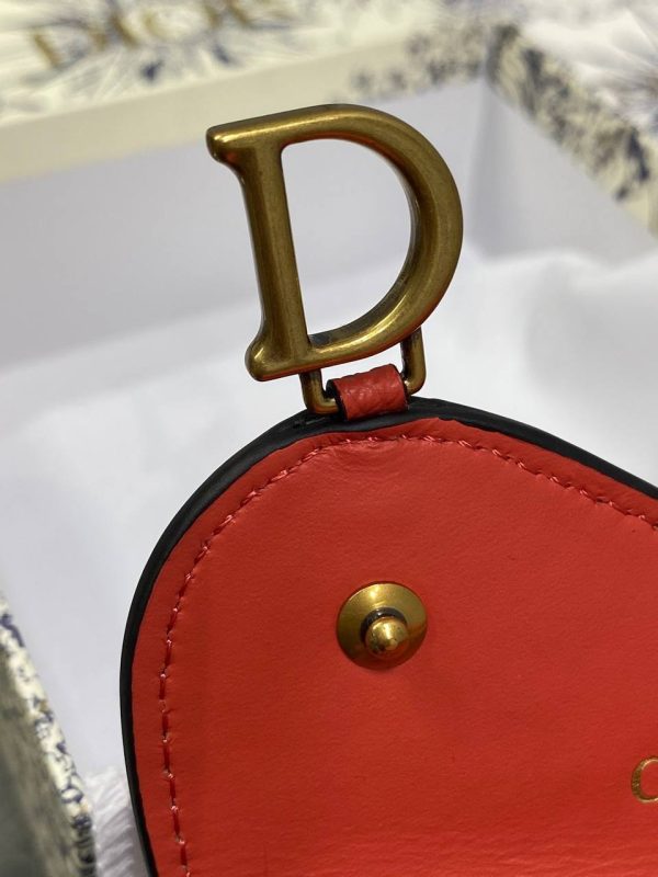 Dior Saddle Flap Compact Zipped Card Holder in Scarlet Red Grained Calfskin - Image 6