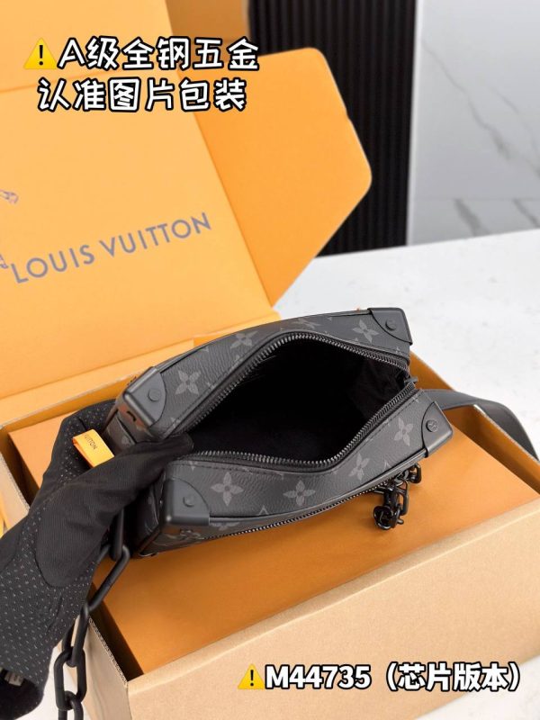 M44735 Louis Vuitton Mini Soft Trunk - Image 9