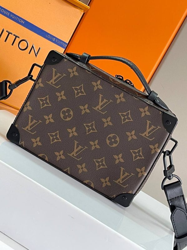 M45935 Louis Vuitton Handle Soft Trunk - Image 3