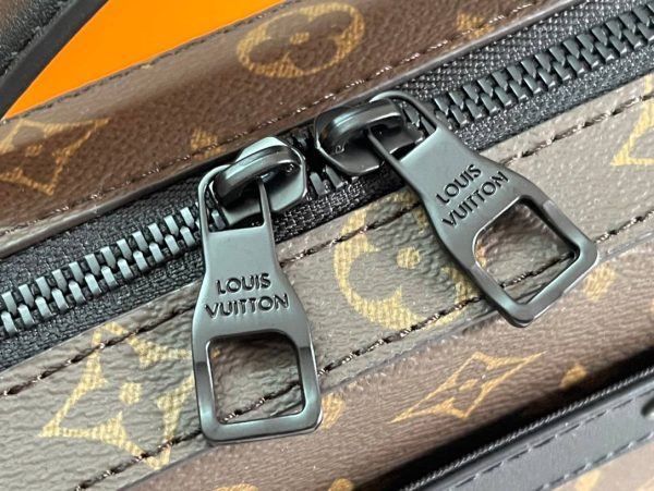 M45935 Louis Vuitton Handle Soft Trunk - Image 8