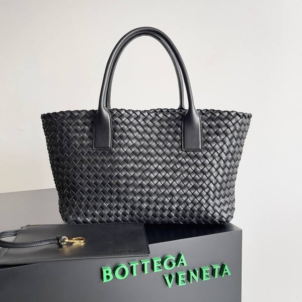 Bottega Veneta Medium Cabat in Black - Image 2