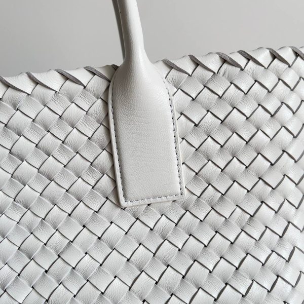 Bottega Veneta Medium Cabat in White - Image 6